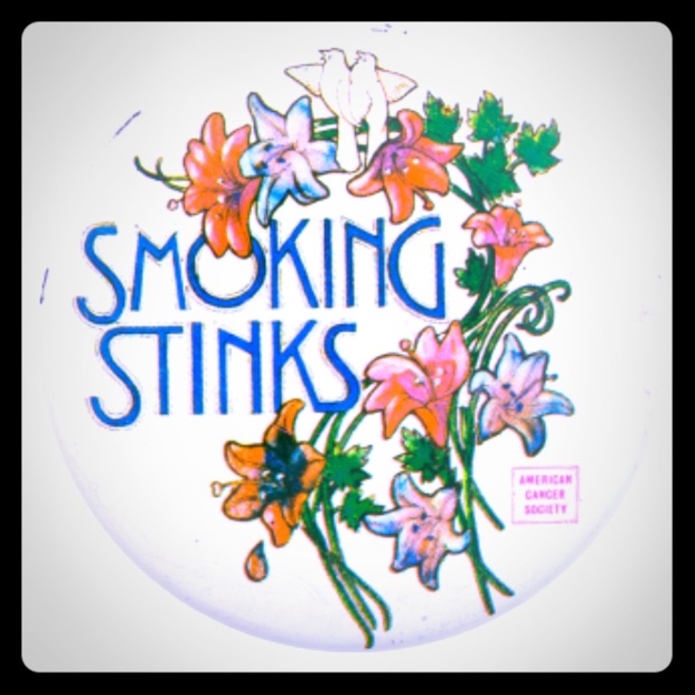 ❤️ Is your closet smoke-free? 👍